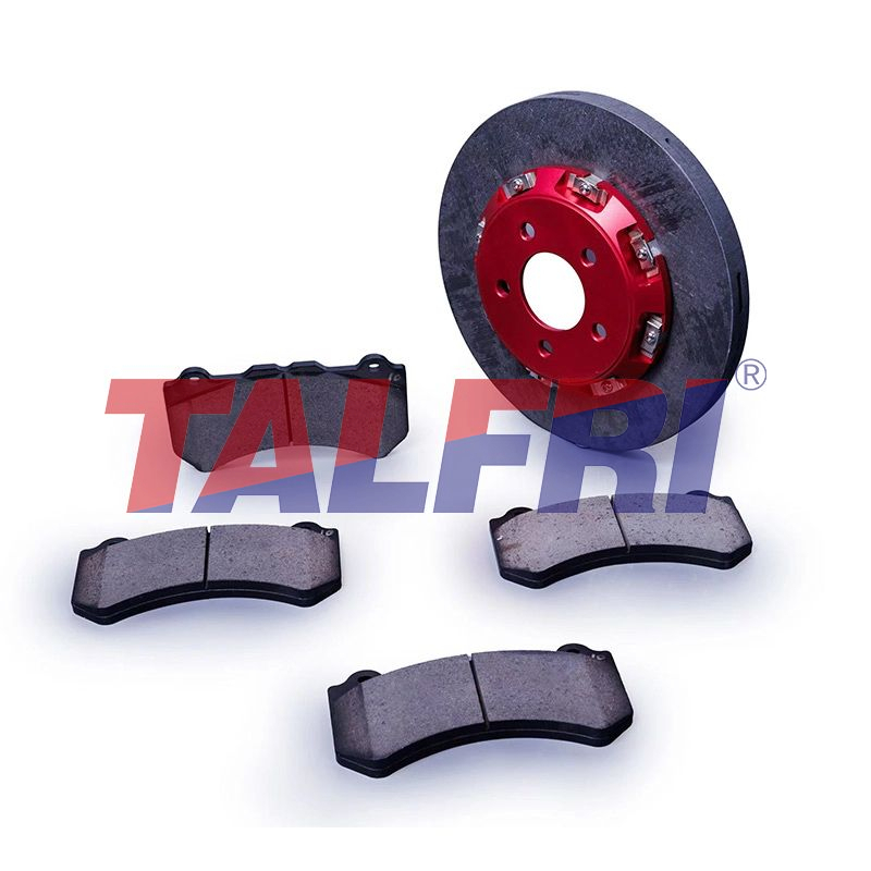 赛车日产 GTR-35 高性能轻质碳陶瓷制动盘+刹车片